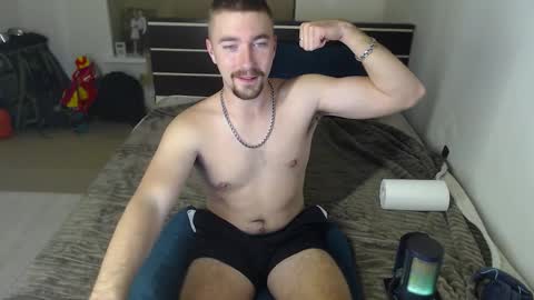 Snapshot of pes1ko chatting on December 1, 7:41 pm pes1ko online show from December 1, 7:41 pm