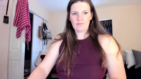 Kelly online show from January 2, 6:12 pm