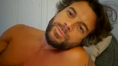 Snapshot of pete_le_meat chatting on June 26, 9:19 pm pete_le_meat online show from June 26, 9:19 pm