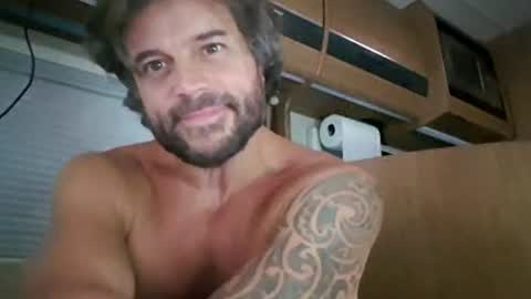 Snapshot of pete_le_meat chatting on July 16, 2:56 pm pete_le_meat online show from July 16, 2:56 pm