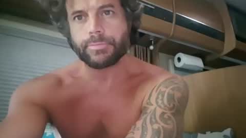 Snapshot of pete_le_meat chatting on July 23, 12:47 pm pete_le_meat online show from July 23, 12:47 pm