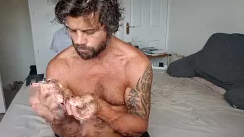 Snapshot of pete_le_meat chatting on July 27, 1:51 pm pete_le_meat online show from July 27, 1:51 pm