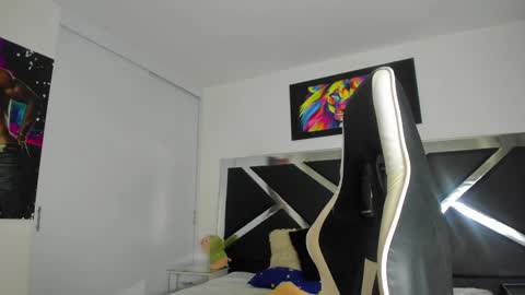 Snapshot of peter_coleman chatting on December 21, 2:41 am PeterColeman online show from December 21, 2:41 am