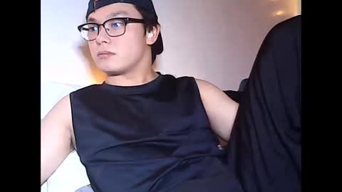 Snapshot of peter_p1999 chatting on November 8, 12:16 pm peter p online show from November 8, 12:16 pm