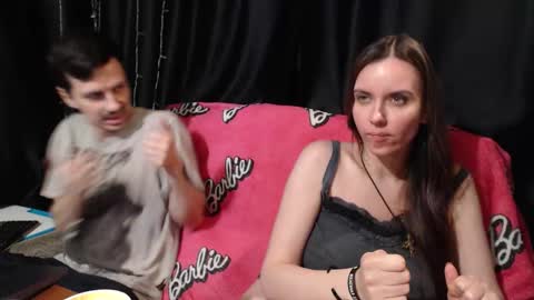 Snapshot of peternights chatting on October 21, 7:03 pm Maximus online show from October 21, 7:03 pm