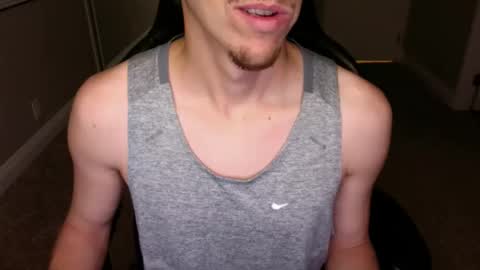 Snapshot of peterparker4444 chatting on November 30, 5:55 am peterparker4444 online show from November 30, 5:55 am