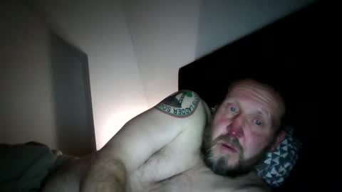 jelle online show from April 22, 5:25 pm