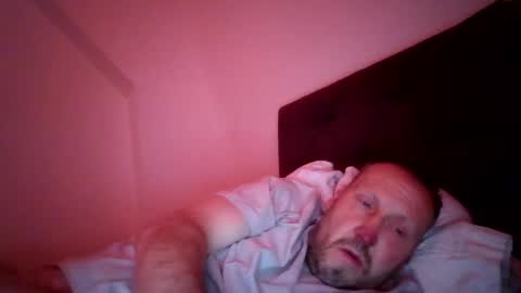 jelle online show from April 30, 8:20 am
