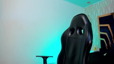 PETES EVANS new account online show from January 17, 11:30 pm