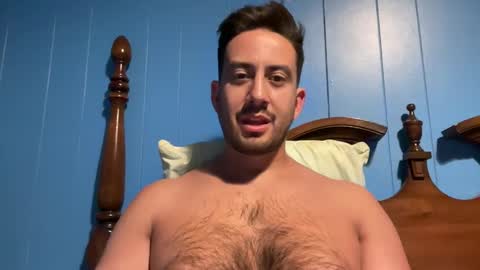 Snapshot of peteypete204 chatting on March 1, 4:47 am peteypete204 online show from March 1, 4:47 am