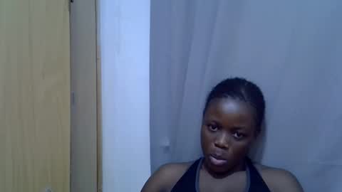 Snapshot of petite_melan chatting on September 15, 6:46 am petite_melan online show from September 15, 6:46 am