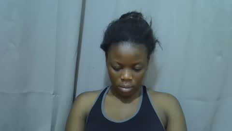 Snapshot of petite_melan chatting on September 22, 12:51 pm petite_melan online show from September 22, 12:51 pm
