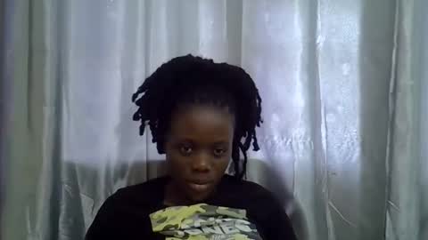 Snapshot of petite_melan chatting on October 18, 8:48 am petite_melan online show from October 18, 8:48 am
