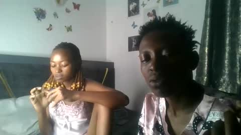 petite_queen69 online show from June 8, 9:15 pm