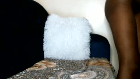 petite_shan online show from November 2, 11:51 pm