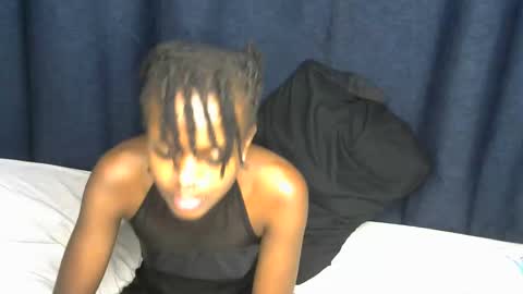 petite_star2 online show from November 5, 10:43 pm