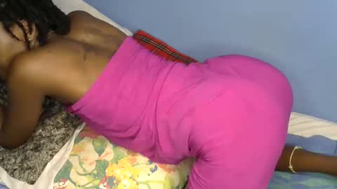 petite_star2 online show from February 5, 2:33 pm