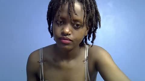 petite_star2 online show from February 22, 2:15 pm