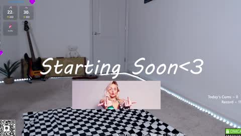 PiperAvery online show from January 31, 9:05 pm