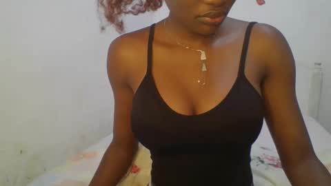 diva online show from April 23, 2:46 am