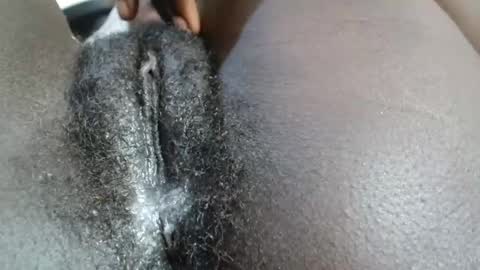 Snapshot of petiteme1 chatting on January 20, 2:01 am petiteme1 online show from January 20, 2:01 am