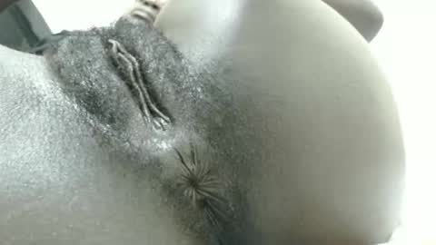 Snapshot of petiteme1 chatting on October 13, 10:54 pm petiteme1 online show from October 13, 10:54 pm