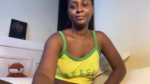 Snapshot of petiterissa chatting on June 10, 7:18 am RISSA online show from June 10, 7:18 am
