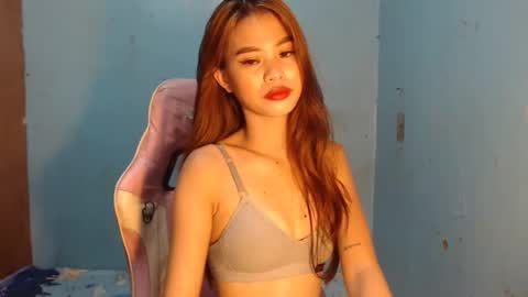 petitesquirtgirlxxx online show from November 7, 5:51 am