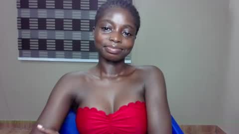 petitexxebony online show from June 13, 4:43 am