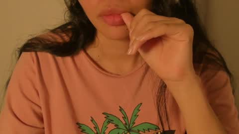 Snapshot of petitgirl_ chatting on March 12, 6:07 am J A S S online show from March 12, 6:07 am