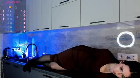 Emma online show from January 7, 9:14 pm