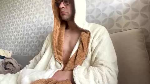 Snapshot of petrovichxxx81 chatting on May 11, 5:46 am petrovichxxx81 online show from May 11, 5:46 am