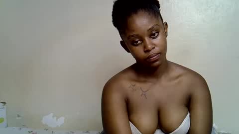 pettite_gal online show from April 23, 3:41 am