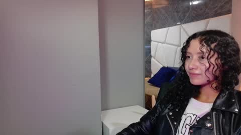 Moon  online show from November 14, 11:09 am