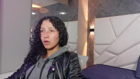 Moon  online show from November 23, 1:11 pm