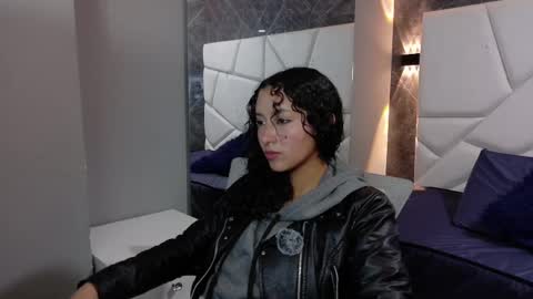 Moon  online show from November 29, 11:35 am