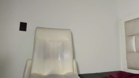 peyton_wat20 online show from December 2, 11:48 am