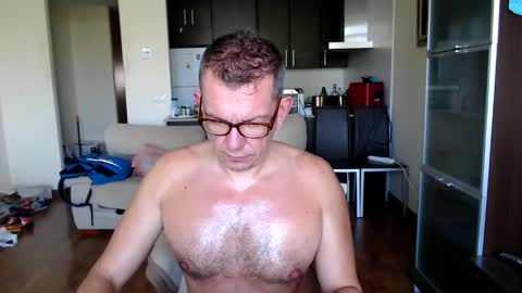 Snapshot of pg19clp4191zm chatting on September 17, 11:12 am Alex online show from September 17, 11:12 am