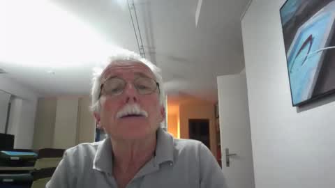 Snapshot of pgroove542707 chatting on June 5, 9:31 pm pgroove542707 online show from June 5, 9:31 pm