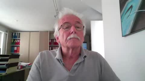 Snapshot of pgroove542707 chatting on June 25, 8:19 am pgroove542707 online show from June 25, 8:19 am
