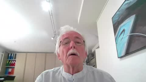 Snapshot of pgroove542707 chatting on July 2, 8:31 am pgroove542707 online show from July 2, 8:31 am