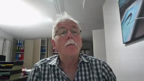 Snapshot of pgroove542707 chatting on July 24, 6:39 pm pgroove542707 online show from July 24, 6:39 pm