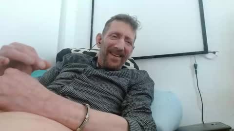 pgrower online show from April 18, 8:09 pm