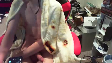 Snapshot of phantm420__ chatting on January 8, 3:19 am phantm420__ online show from January 8, 3:19 am