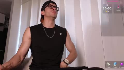 phantom_bigger1 online show from September 22, 1:02 pm