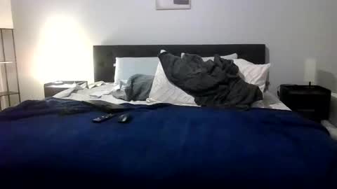 Snapshot of phatassblond chatting on December 25, 4:22 am PhatAssBlond online show from December 25, 4:22 am