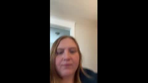 Snapshot of phatassblond chatting on January 14, 6:38 pm PhatAssBlond online show from January 14, 6:38 pm