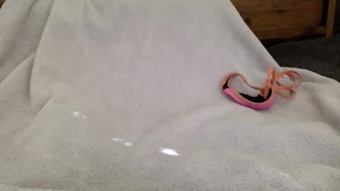 Snapshot of phenomenal4u2 chatting on February 3, 8:14 pm Its always better when its forbidden online show from February 3, 8:14 pm