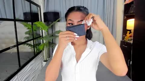 phenomenal_ivy online show from May 24, 3:06 pm