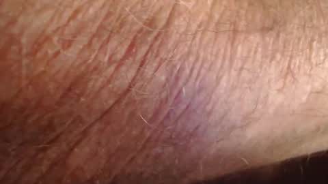 Snapshot of phil6369000 chatting on December 19, 4:47 pm phil6369000 online show from December 19, 4:47 pm